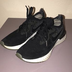 Nike Flyknit Epic React